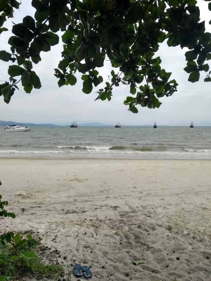 Apartamento Apto Na Praia De 1 Dormitorio Com Vista Pro Mar A Poucos Passos Da Areia Florianópolis Exterior foto