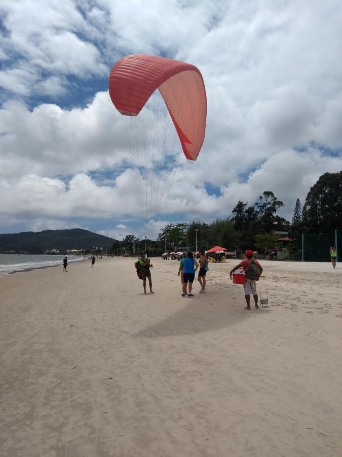 Apartamento Apto Na Praia De 1 Dormitorio Com Vista Pro Mar A Poucos Passos Da Areia Florianópolis Exterior foto